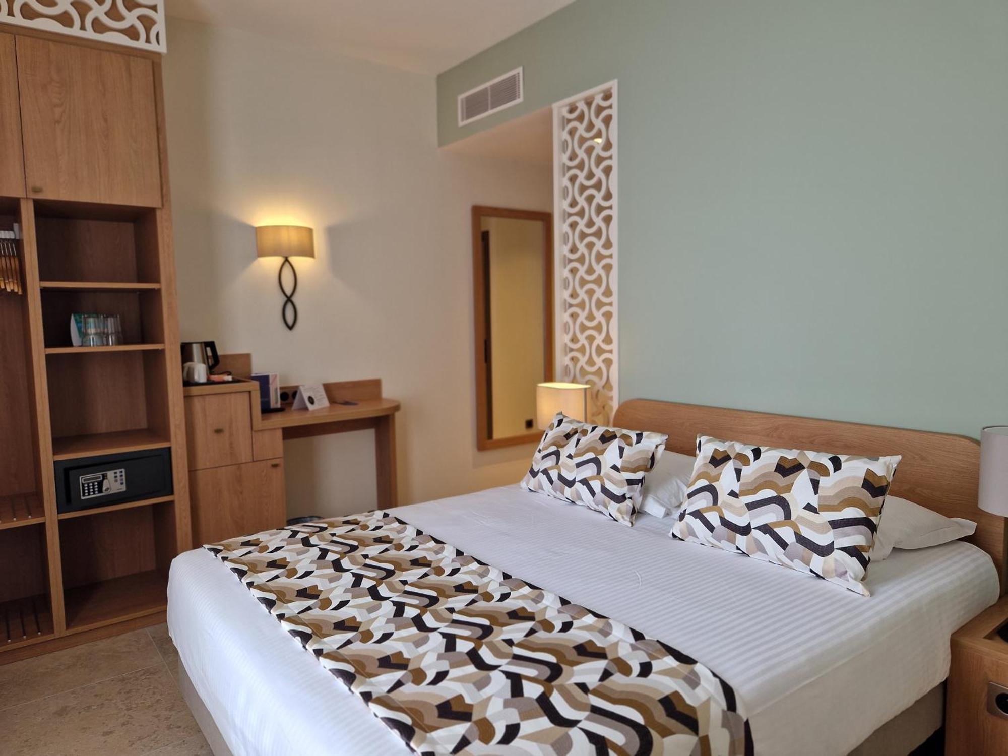 Double Room Sea View Annex Building access by stairs,1704936462:JPEG